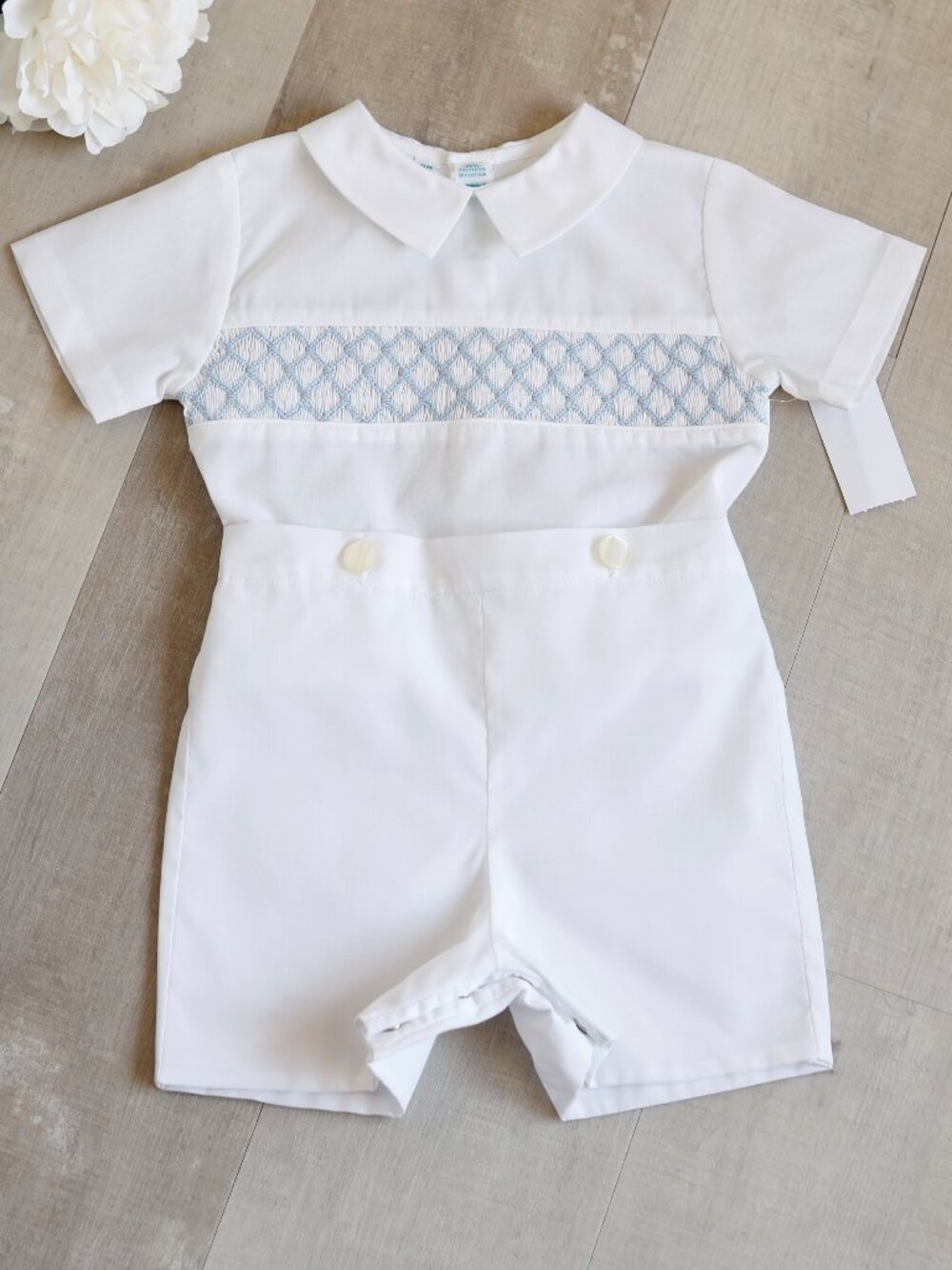 White Signature Smocked Bobby Suit Feltman Brothers Special Occasion NWT 9M